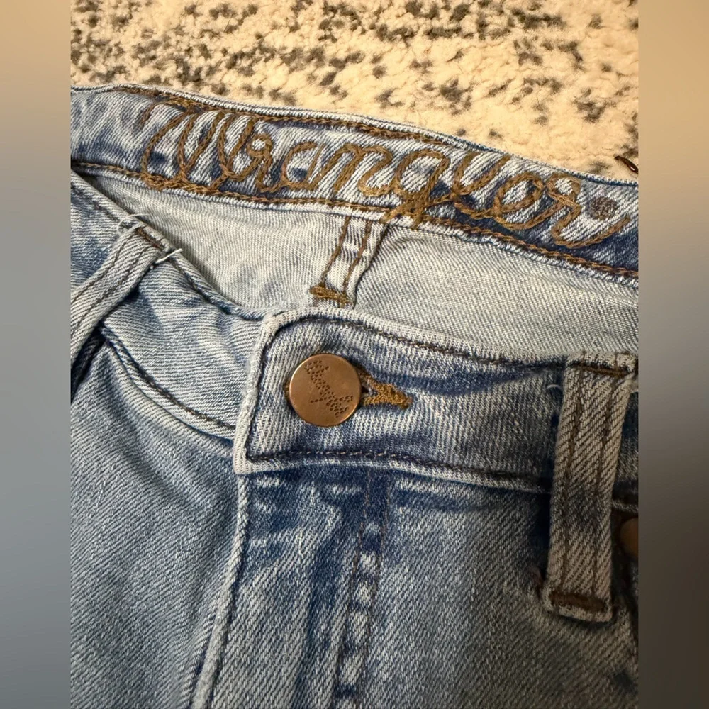 Wrangler Light Blue Women's Jeans - Picture 4 of 11